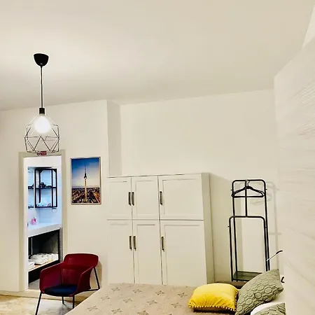 Smart-apartment-central-station-with-air-conditioning Free Parking * Bérgamo