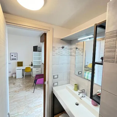 Smart Station Design Apartment Central Lägenhet