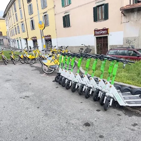 Lägenhet Smart Station Design Apartment Central