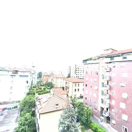 Smart Station Design Apartment Central *