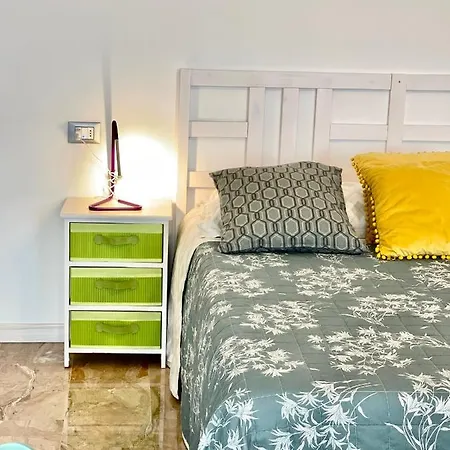 Smart Design Station Apartment