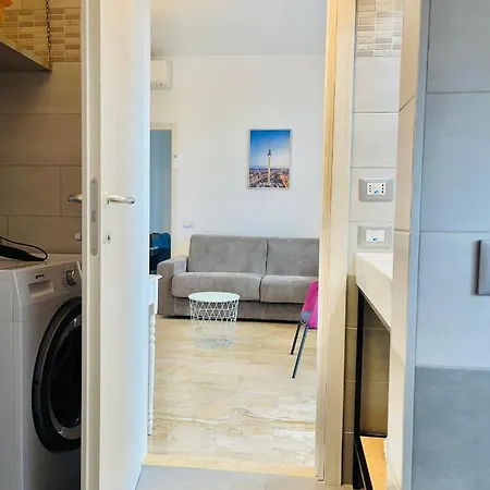 Lägenhet Smart Station Design Apartment Central *