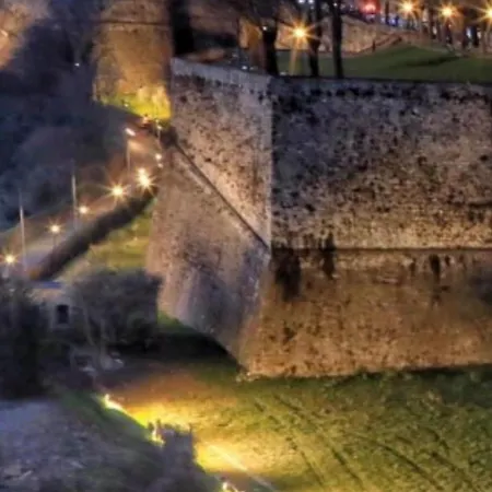 Lägenhet Smart Station Design Apartment Central *