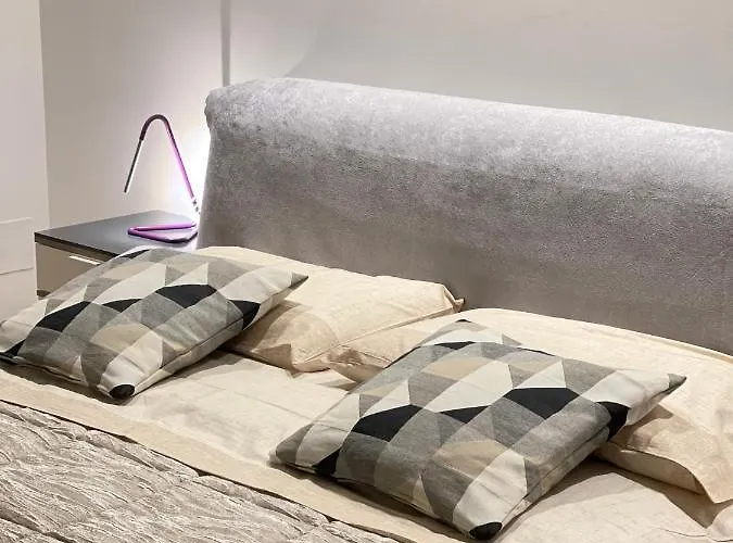 Smart-apartment Station-free Parking * Bergamo