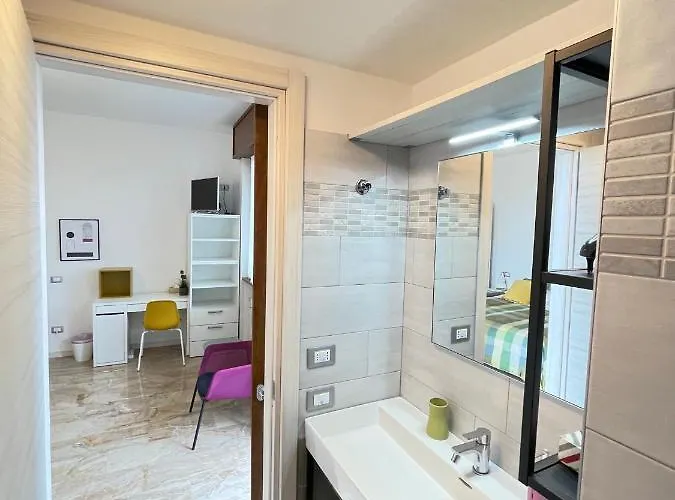 Smart-apartment Station-free Parking דירה