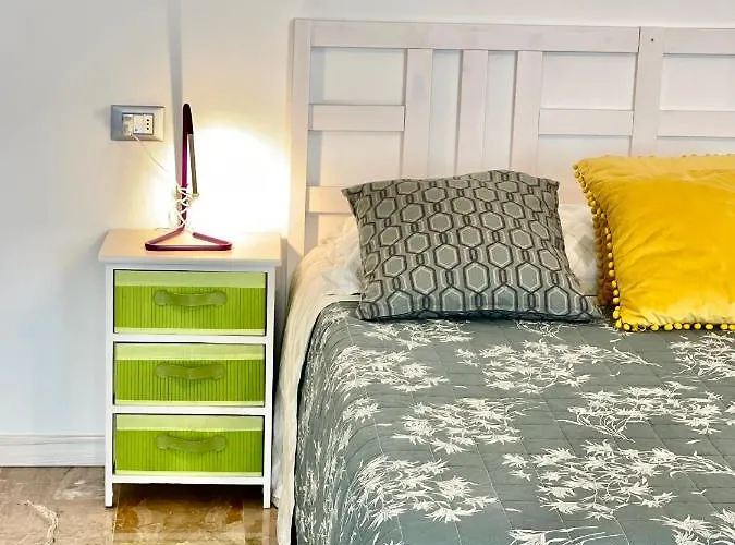 Smart-apartment Station-free Parking דירה